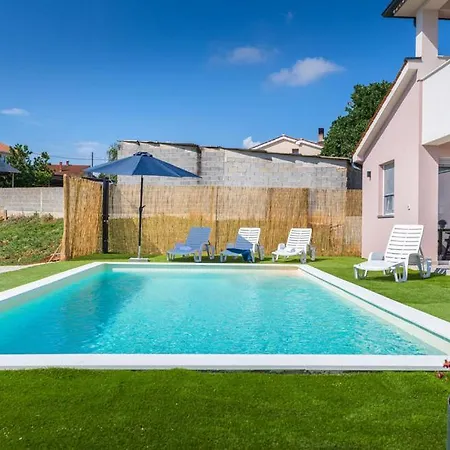 וילה Elfi פולה